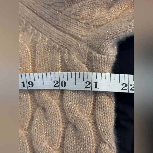 New JCrew Cashmere shrunken cable-knit crewneck sweater with Lurex® threads - Picture 8 of 8
